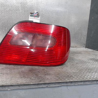 Feu arrière droit Citroën XSARA (N1) 2.0 hdi 90 (1999-2005)