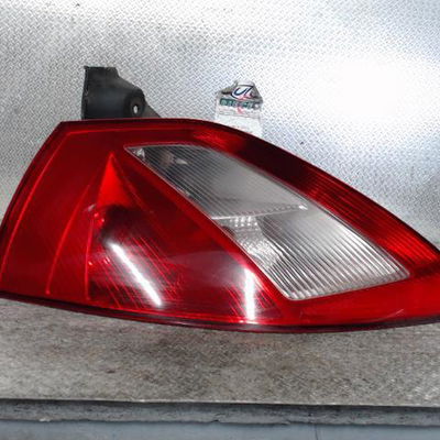 Feu arrière gauche Renault MEGANE II (BM0-1_, CM0-1_) 1.6 16v (bm0c, cm0c) (2002-2008)