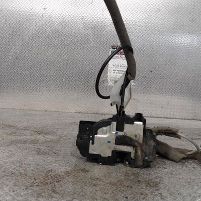 Serrure porte avd Nissan QASHQAI - QASHQAI 2 I (J10, NJ10, JJ10E) 2.0 dci traction intégrale (2007-2013) 5 portes