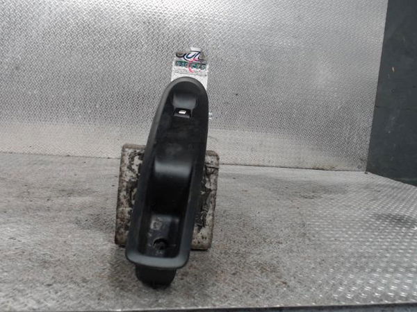Commande lève-glace porte avant droite Citroën DS4 (NX_) 1.6 hdi 115 (2012-2015)