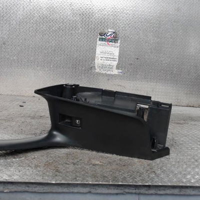 Commande lève-glace porte avant droite Seat IBIZA IV (6J5, 6P1) 1.2 (2009-2011)