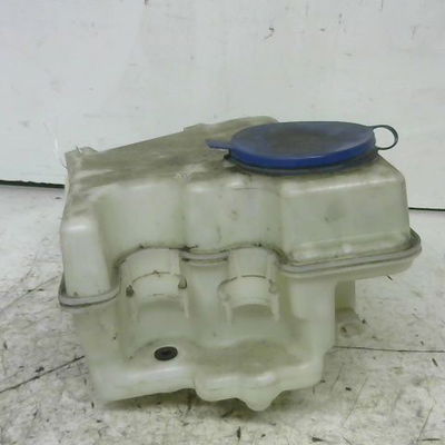Reservoir lave-glace avant Mercedes-benz CLASSE B Sports Tourer (W245) B 180 cdi (245.207) (2005-2011) 5 portes