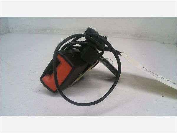 Ancrage ceinture arrière droit Alfa romeo MITO (955_) 1.3 multijet (955axp1a, 955ayc1a) (2009-2018) 3 portes