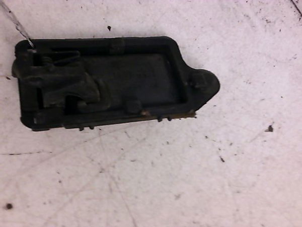 Poignee int porte avd PEUGEOT 106