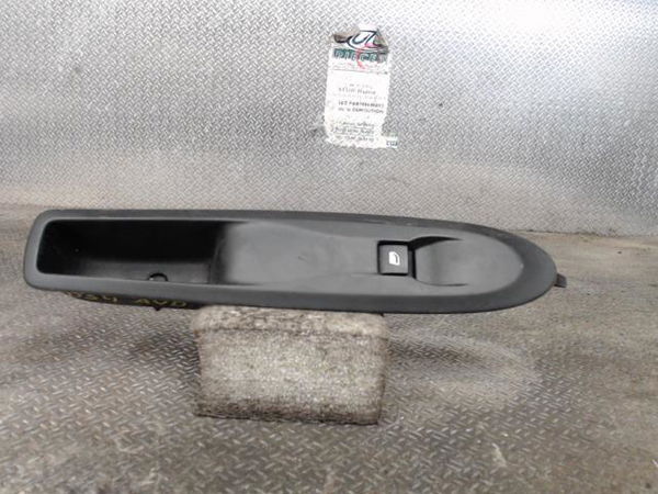 Commande lève-glace porte avant droite Citroën DS4 (NX_) 1.6 hdi 115 (2012-2015)