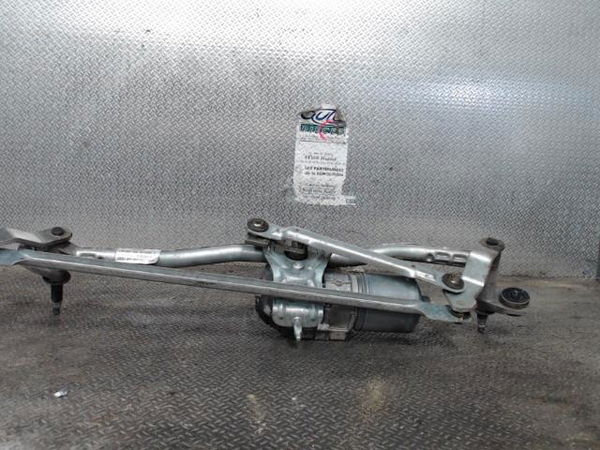 Moteur essuie-glace avant Audi A3 Sportback (8PA) 2.0 tdi 16v (2004-2013) 5 portes