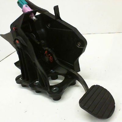 Pedale de frein Renault LAGUNA III (BT0-1) 1.5 dci (bt00, bt0a, bt0t, bt1j) (2007-2015) 5 portes