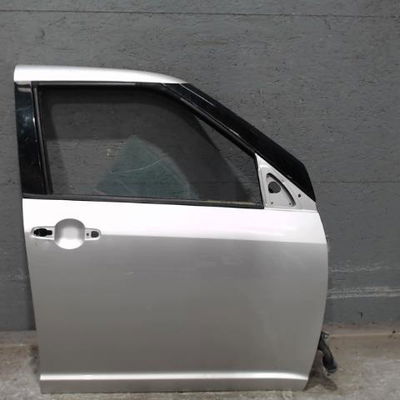 Porte avant droite Suzuki SWIFT III (MZ, EZ) 1.3 ddis (rs 413d) (2005)