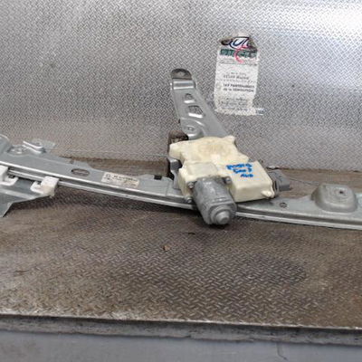 Mecanisme  moteur lève-glace avant droit Peugeot 5008 (0U_, 0E_) 1.6 hdi (2010-2017)