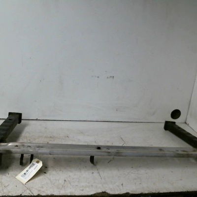 Traverse inférieure armature avant Renault MEGANE III 3-5 portes (BZ0-1_, B3_) 1.5 dci (bz09, bz0d, bz1w, bz29, bz14) (2009) 5 p
