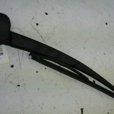 Bras essuie-glace arrière Renault MEGANE II (BM0-1_, CM0-1_) 1.9 dci (2005-2009)