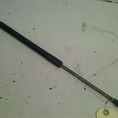 Verin droit hayon Toyota YARIS (_P13_) 1.3 (nsp130_) (2011)