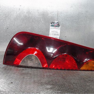 Feu arrière gauche Nissan NOTE (E11, NE11) 1.5 dci (2010-2012)