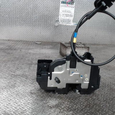 Serrure porte ard Nissan NOTE (E11, NE11) 1.5 dci (2010-2012)
