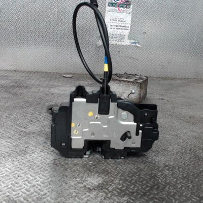 Serrure porte arg Nissan NOTE (E11, NE11) 1.5 dci (2010-2012)