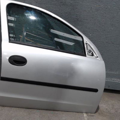 Porte avant droite Opel CORSA C (X01) 1.4 (f08, f68) (2000-2009)