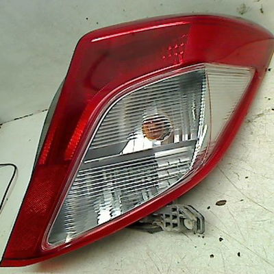 Feu arrière droit Toyota YARIS (_P13_) 1.0 (ksp130_) (2010)