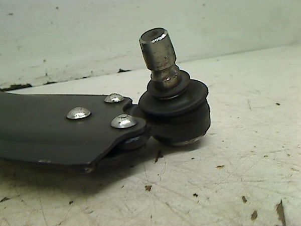Triangle inf avd Fiat STILO Multi Wagon (192_) 1.9 d multijet (2005-2008)