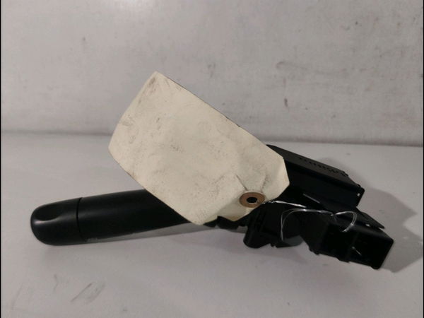 Commande essuie glace Toyota AYGO (_B4_) 1.0 (kgb40) (2014)