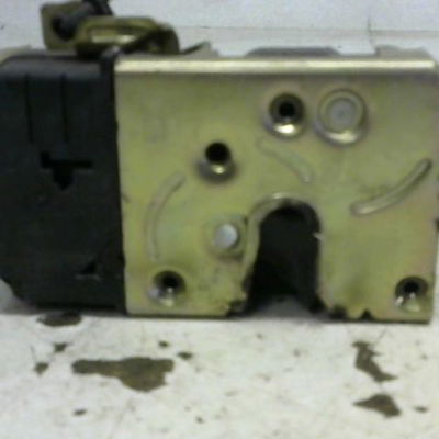Serrure porte ard Peugeot 206 3-5 portes (2A-C) 1.4 i (1998-2012) 3 portes