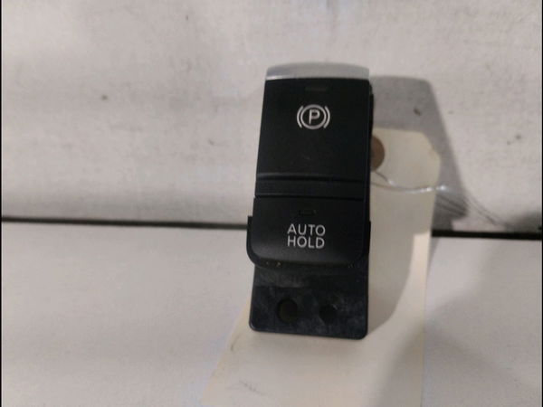 Interrupteur commande de frein a main Nissan QASHQAI II SUV (J11, J11_) 1.5 dci (2013)