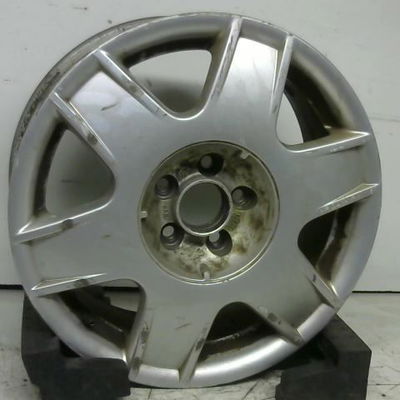 Jante aluminium 2 Volkswagen BORA I (1J2) 2.3 v5 (1998-2000)