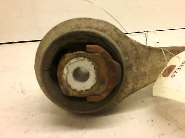 Triangle inf avd AUDI A4