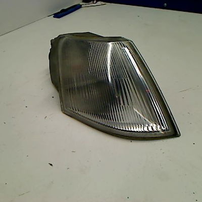 Clignotant droit CITROEN XANTIA