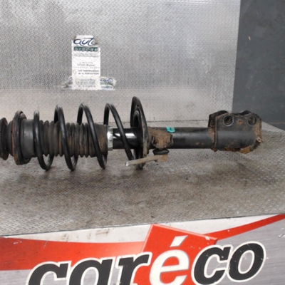 Amortisseur avant gauche Toyota YARIS (_P9_) 1.4 d-4d (nlp90_) (2005-2012)