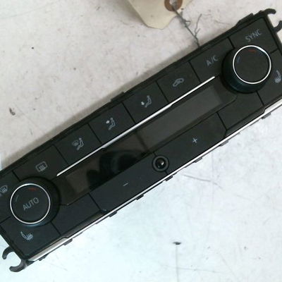 Commande de chauffage Volkswagen POLO VI (AW1, BZ1, AE1) 1.0 tsi (2017)
