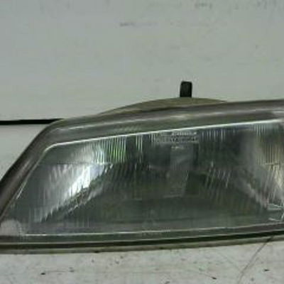 Phare gauche PEUGEOT 106