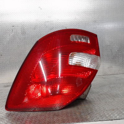 Feu arrière droit Skoda FABIA II (542) 1.4 tdi (2007-2010)