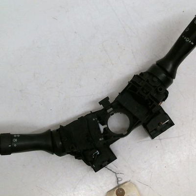 Bloc commodos Toyota YARIS (_P9_) 1.0 vvt-i (ksp90_) (2005-2011) 5 portes