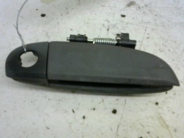 Poignee ext porte avd Hyundai I10 I (PA) 1.1 (2011-2013)