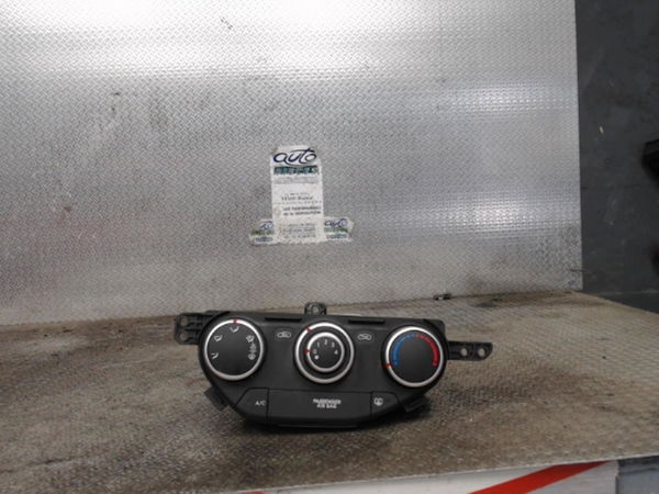 Commande de chauffage Kia PICANTO II (TA) 1.0 (2011-2017)