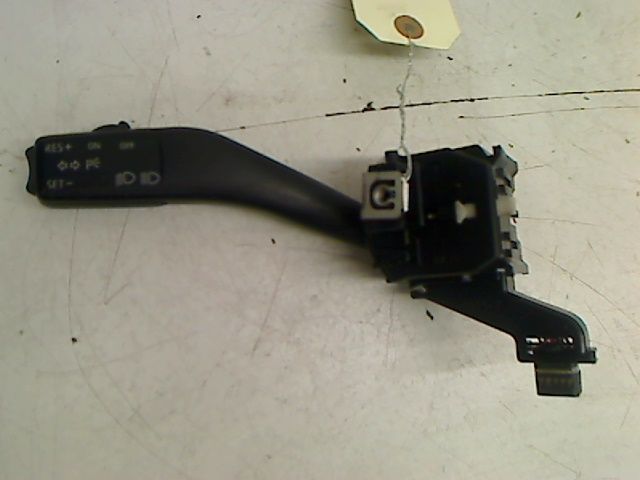 Commande clignotant Volkswagen EOS (1F7, 1F8) 2.0 tdi (2006-2008)