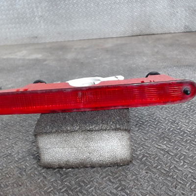 Feux stop supplementaire Peugeot PARTNER Camionnette-Monospace 1.6 hdi 16v (2008)