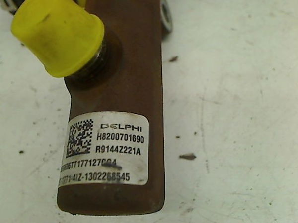 Distributeur injection Renault TWINGO II (CN0_) 1.5 dci 75 (2010) 3 portes