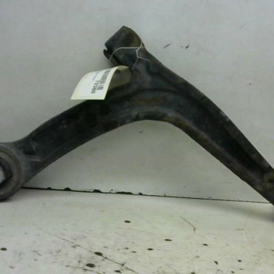 Triangle inf avg Ford KA (RU8) 1.2 (2008-2016) 3 portes