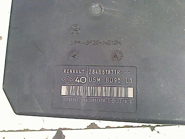 Platine fusible av Renault MEGANE III 3-5 portes (BZ0-1_, B3_) 1.5 dci (bz0c) (2008-2015) 5 portes