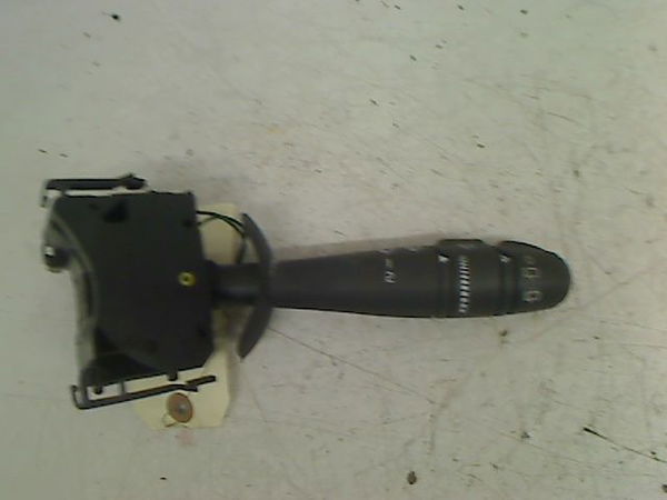 Commande essuie glace Renault ESPACE IV (JK0-1_) 2.0 dci (jk03, jk04, jk1c, jk1g, jk1j, jk1k) (2006) 5 portes