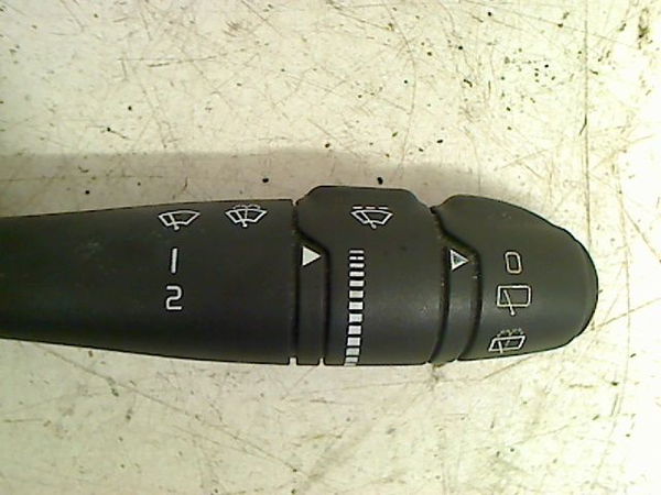 Commande essuie glace Renault ESPACE IV (JK0-1_) 2.0 dci (jk03, jk04, jk1c, jk1g, jk1j, jk1k) (2006) 5 portes