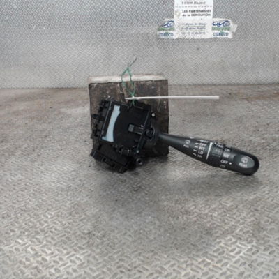 Commande essuie glace Suzuki SWIFT III (MZ, EZ) 1.3 (rs 413) (2005)