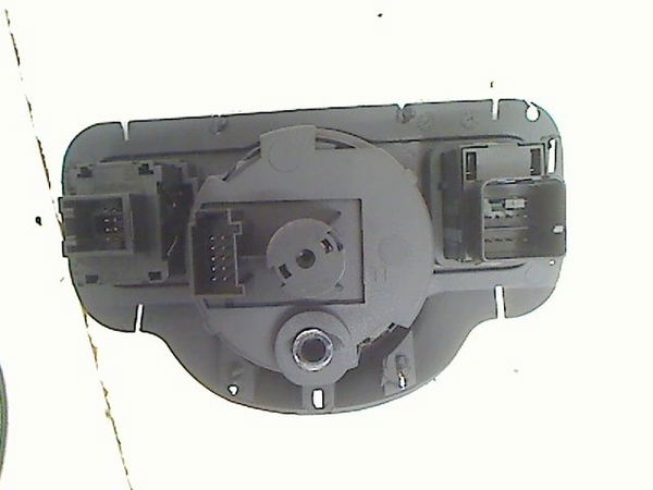 Interrupteur commande de frein a main Volkswagen PASSAT B6 Variant (3C5) 2.0 tdi (2005-2010) 5 portes