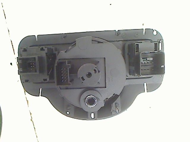 Interrupteur commande de frein a main Volkswagen PASSAT B6 Variant (3C5) 2.0 tdi (2005-2010) 5 portes