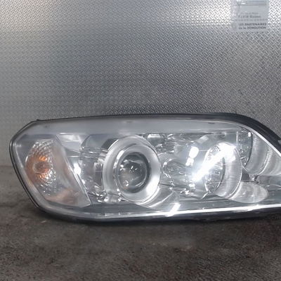 Phare antibrouillard avant gauche Chevrolet CAPTIVA (C100, C140) 2.0 d 4wd (2006-2009)