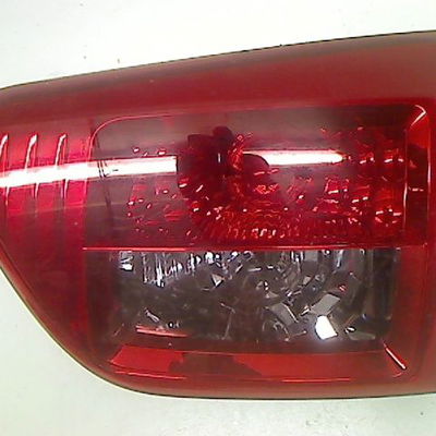 Feu arrière intérieur droit Peugeot 4007 (VU_, VV_) 2.2 hdi (2007-2013)