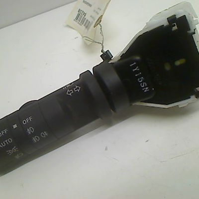 Commande clignotant Nissan QASHQAI - QASHQAI 2 I (J10, NJ10, JJ10E) 1.5 dci (2010-2013) 5 portes