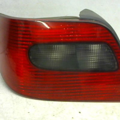 Feu arrière gauche Citroën XSARA (N1) 1.8 i (1997-2000)