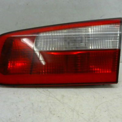 Feu arrière intérieur droit RENAULT LAGUNA